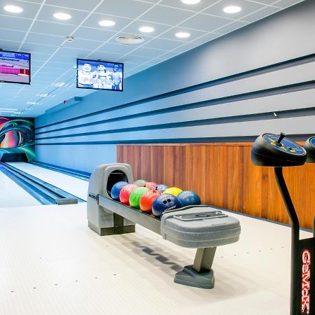 Hotel Kosma Kozmin Екстериор снимка